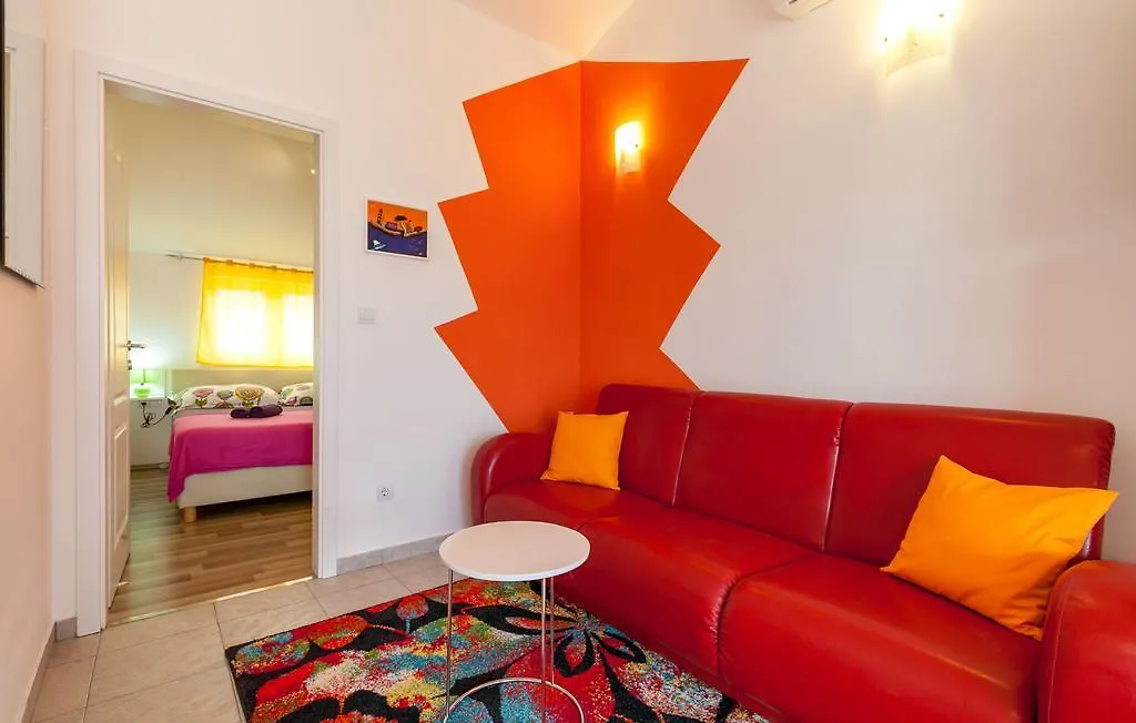 Apartments D&A تروغير