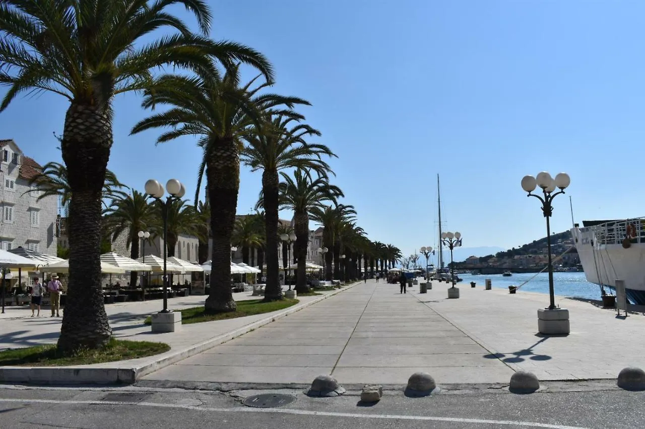 Apartments D&A Trogir